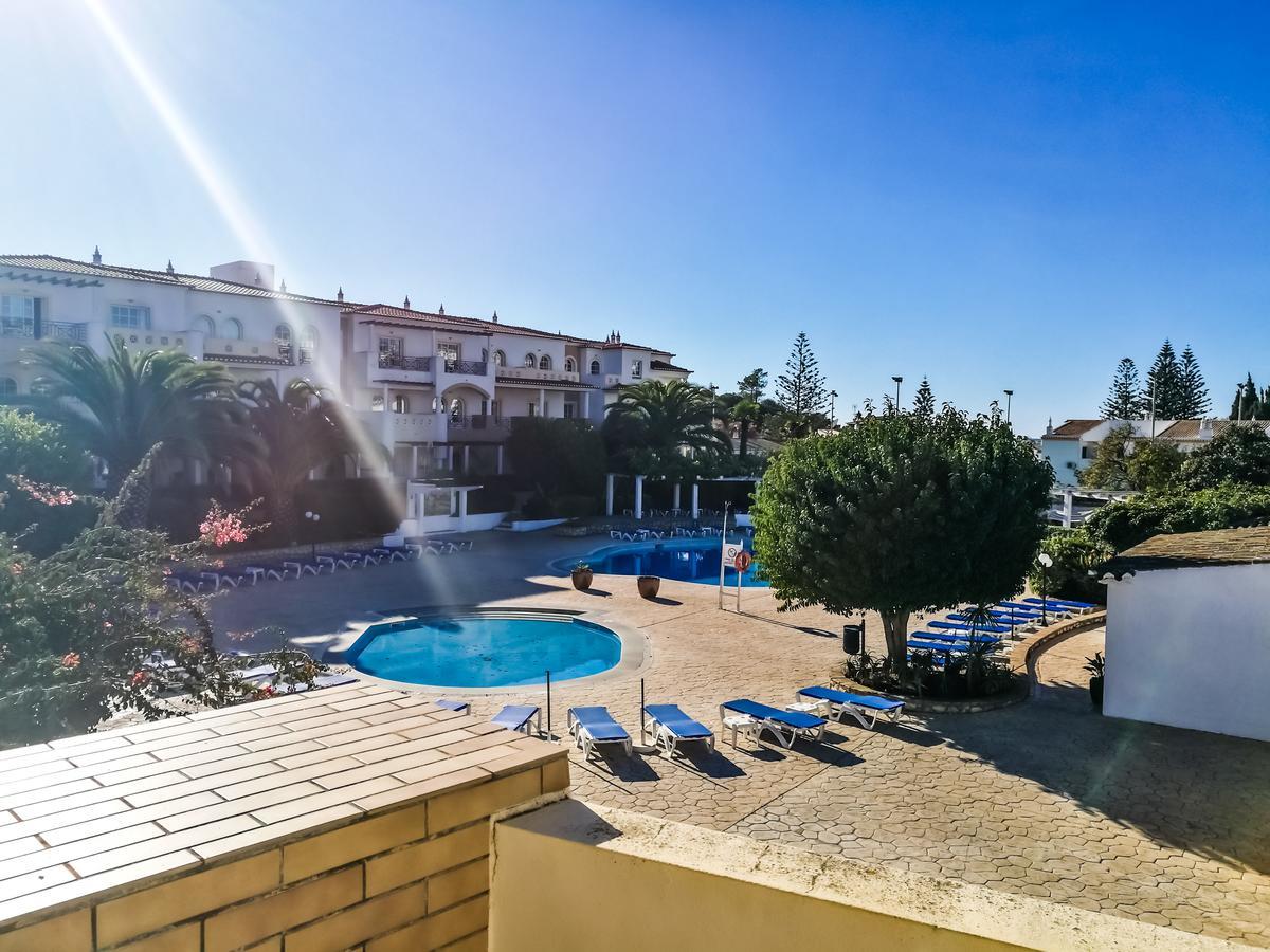 Club House Cvl Hotel Praia Da Luz Bagian luar foto