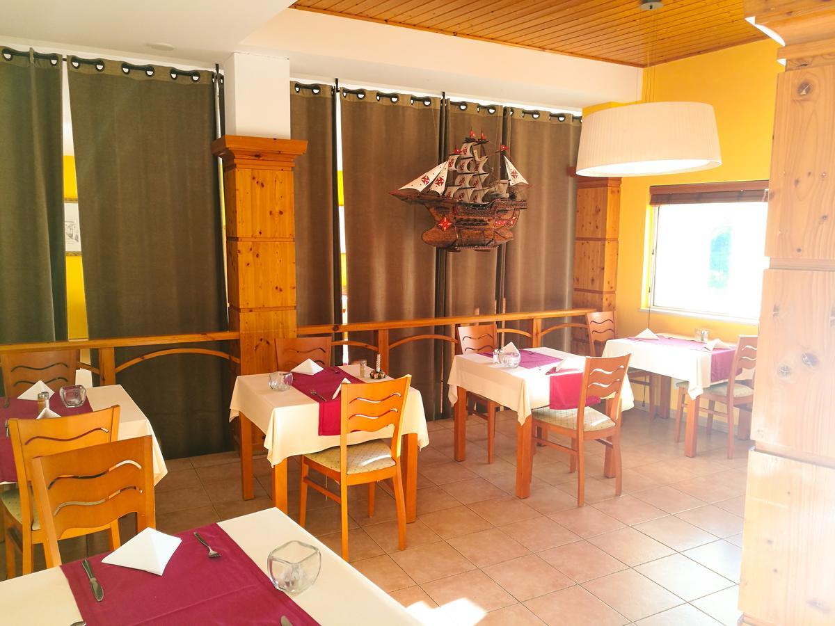 Club House Cvl Hotel Praia Da Luz Bagian luar foto