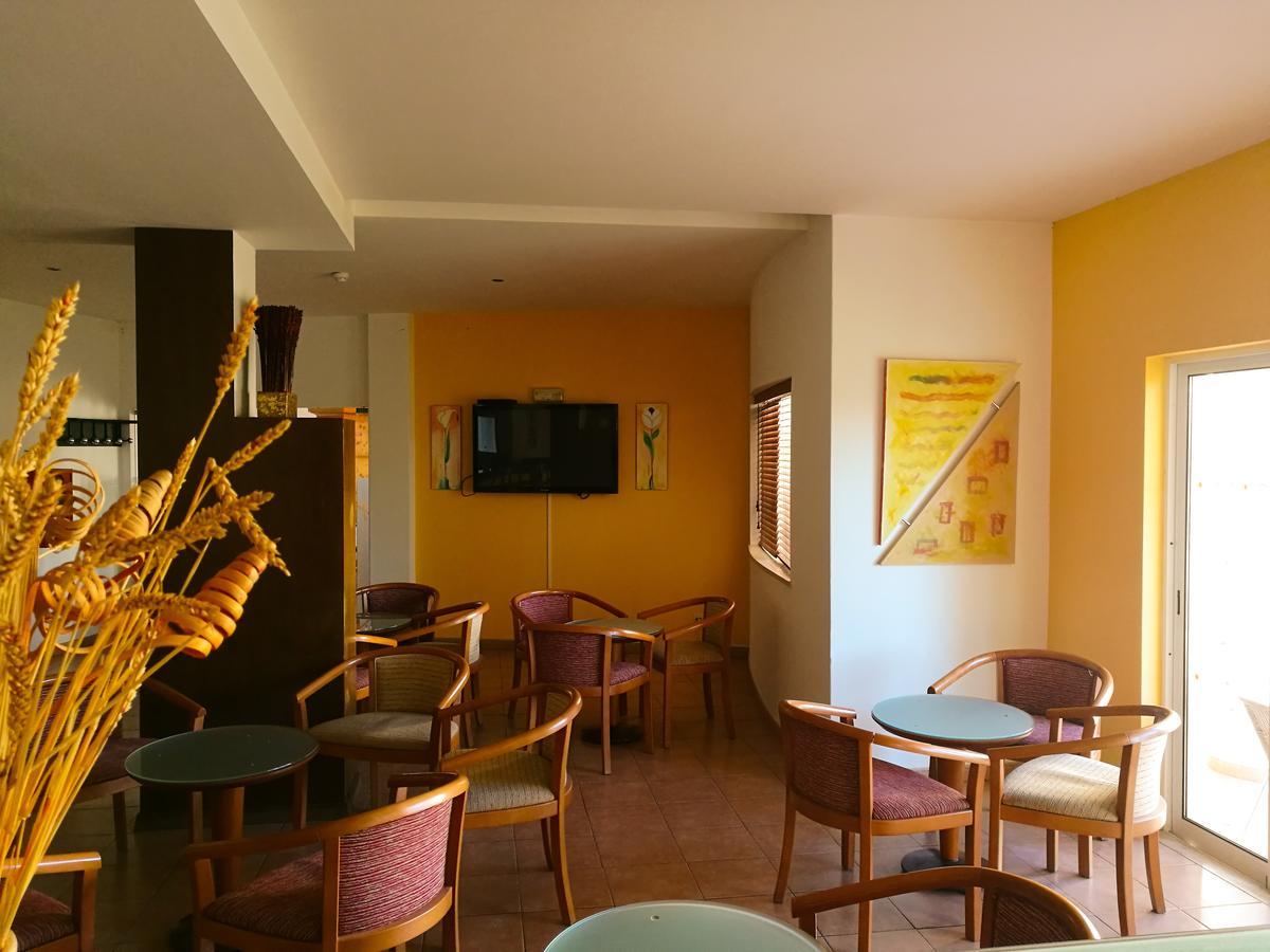 Club House Cvl Hotel Praia Da Luz Bagian luar foto