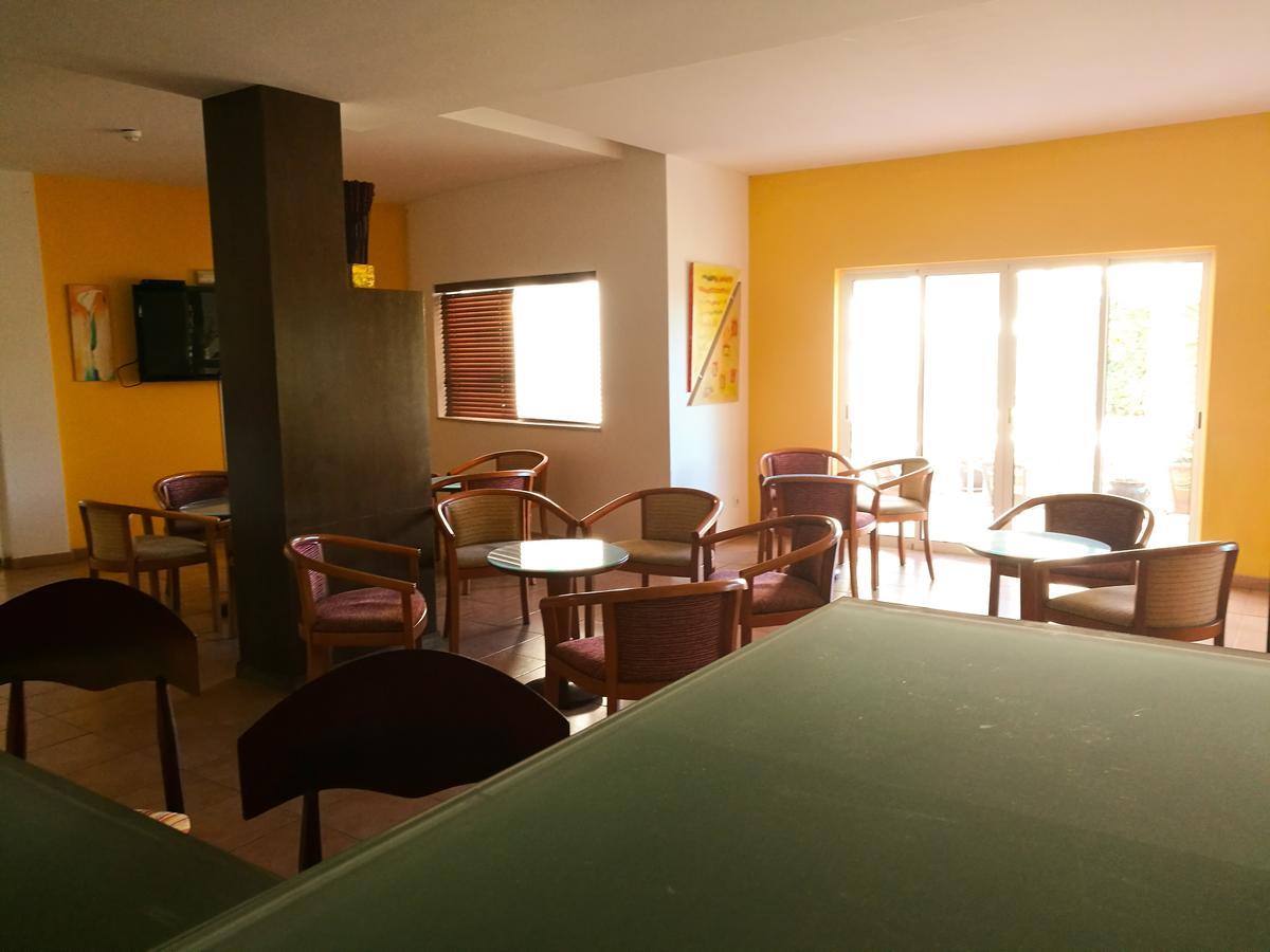 Club House Cvl Hotel Praia Da Luz Bagian luar foto