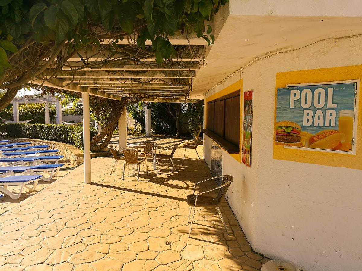 Club House Cvl Hotel Praia Da Luz Bagian luar foto