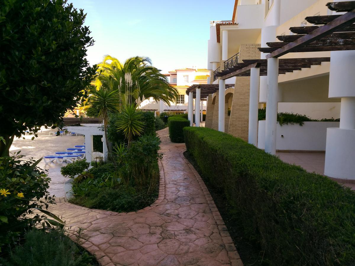 Club House Cvl Hotel Praia Da Luz Bagian luar foto