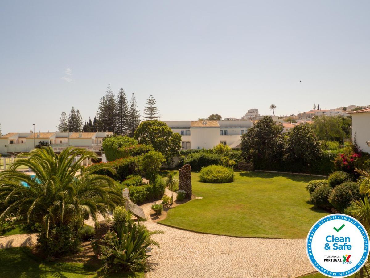 Club House Cvl Hotel Praia Da Luz Bagian luar foto