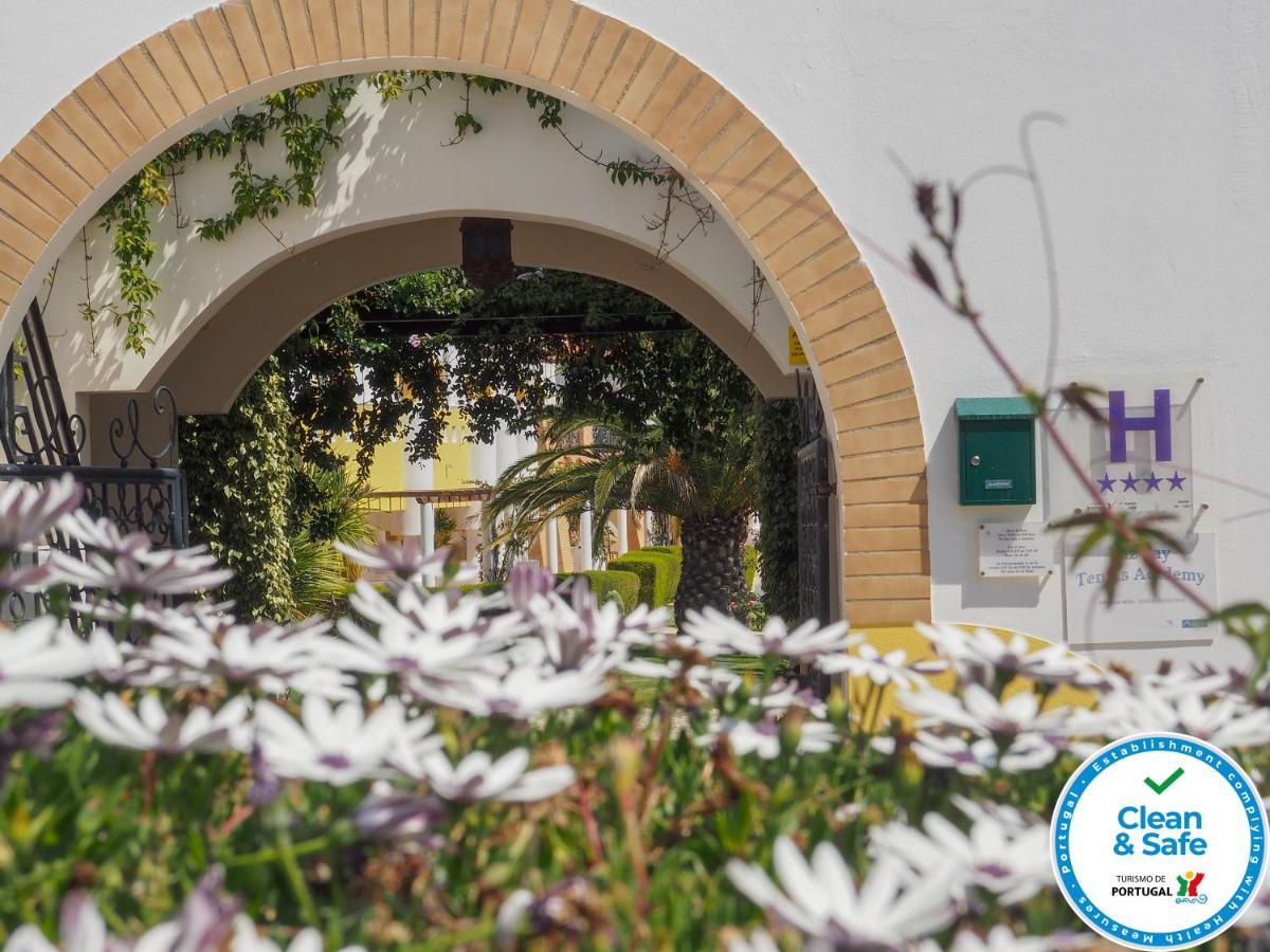 Club House Cvl Hotel Praia Da Luz Bagian luar foto