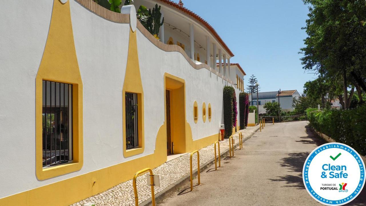 Club House Cvl Hotel Praia Da Luz Bagian luar foto