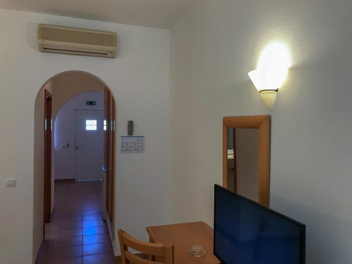 Club House Cvl Hotel Praia Da Luz Bagian luar foto